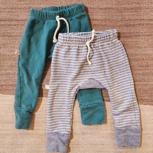 2 Childhoods sweatpants
